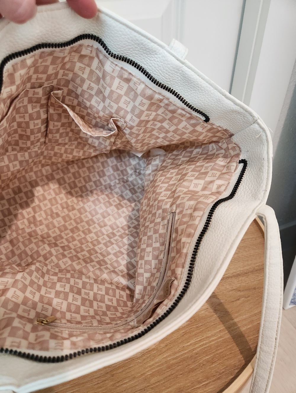 London Fog White Pebbled Leather Tote with Gold Accents - Picture 9 of 11